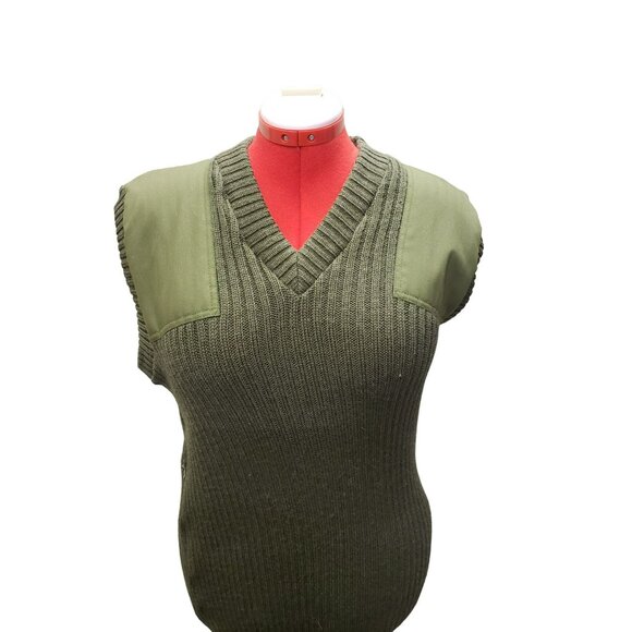 L.L. Bean Wool Sweater Vest Olive Green Ribbed Knit V-Neck XL Wool England HOLES - Picture 2 of 9